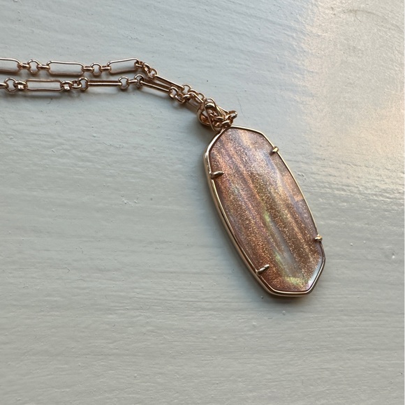 Kendra Scott Faceted Reid Necklace - Picture 3 of 5